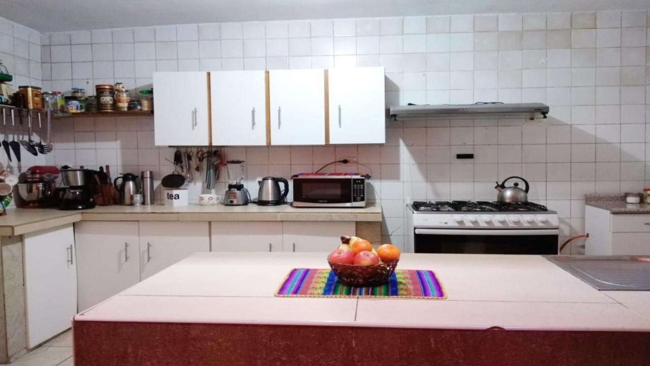Beraja Family Hostel Лима Экстерьер фото