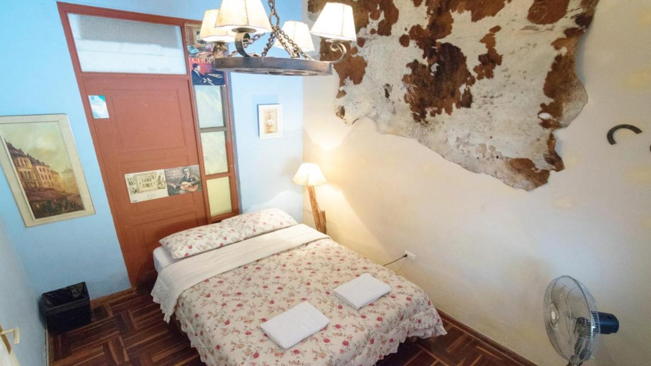 Beraja Family Hostel Лима Экстерьер фото
